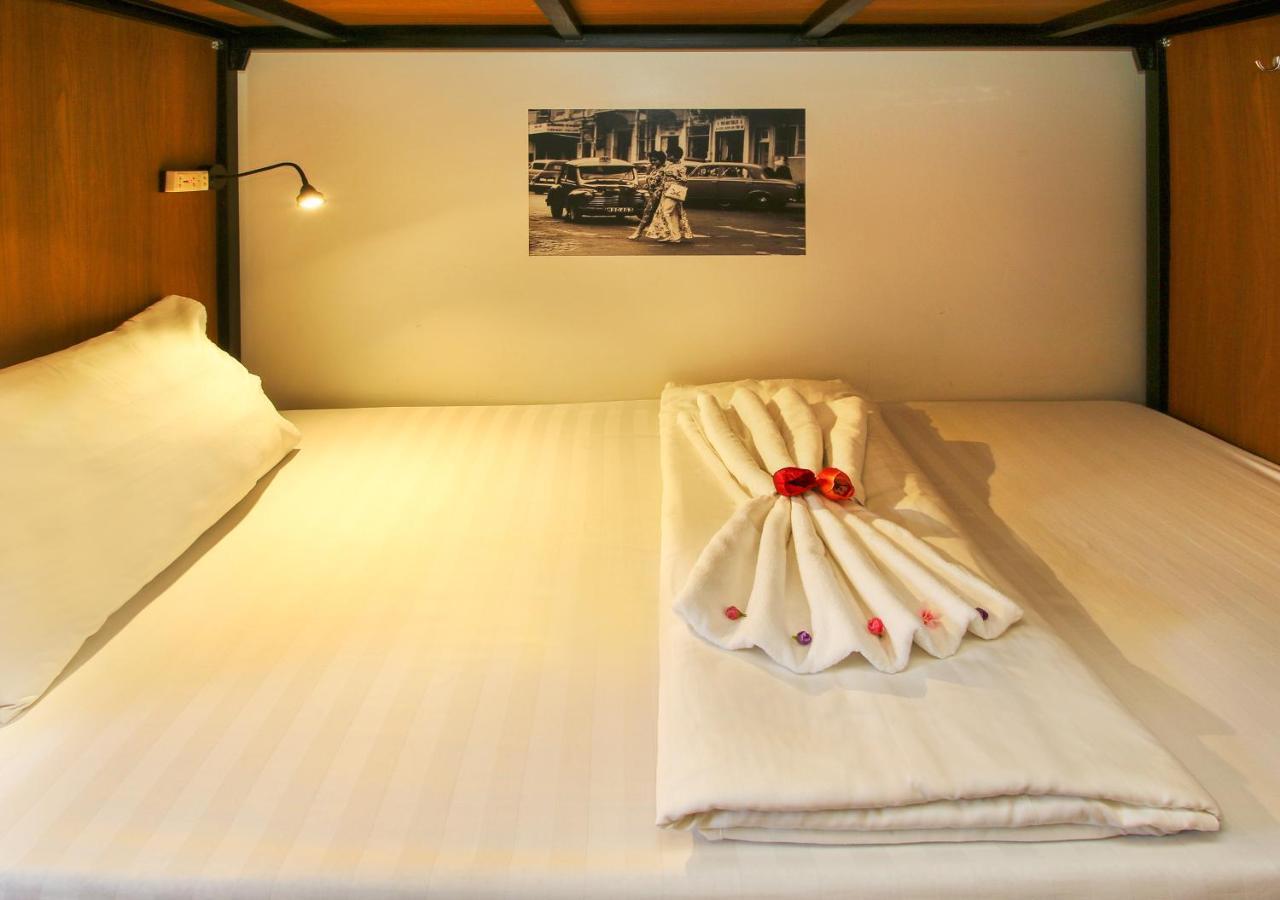 Home Away Home Hostel Ho Chi Minh-stad Buitenkant foto